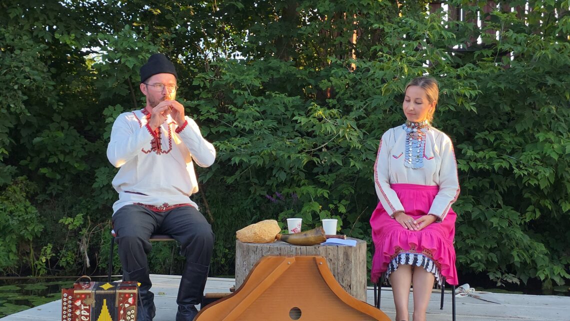 Кеҥеж умыр касым марий муро ден калык семӱзгар йоҥгымо семым колыштын эртареныт…
